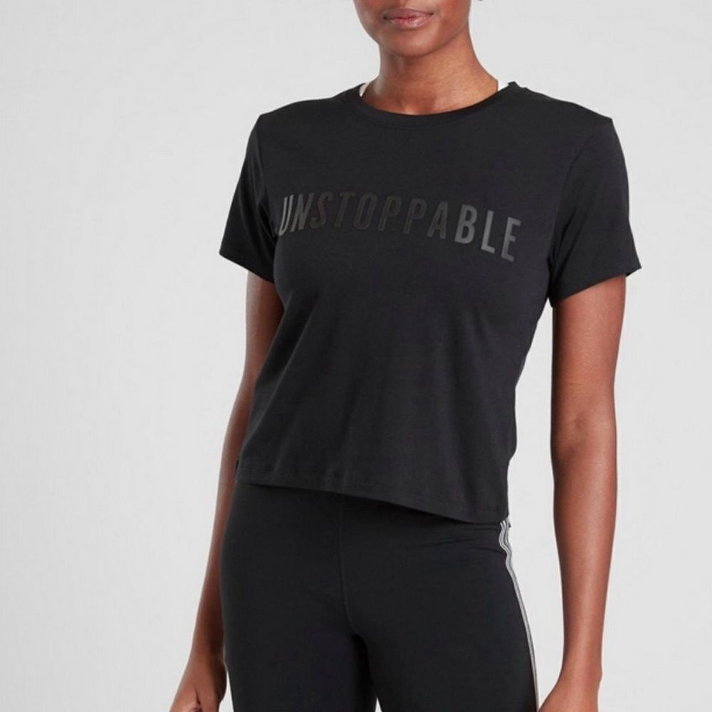 ATHLETA BLACK UNSTOPPABLE GRAPHIC SHORT SLEEVE ORGANIC DAILY CROP TEE TOP